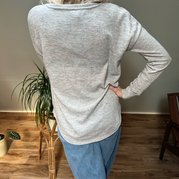 Grey Sweater - Picture 4 of 5